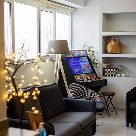 Patras' Hitech Apartment Extérieur photo