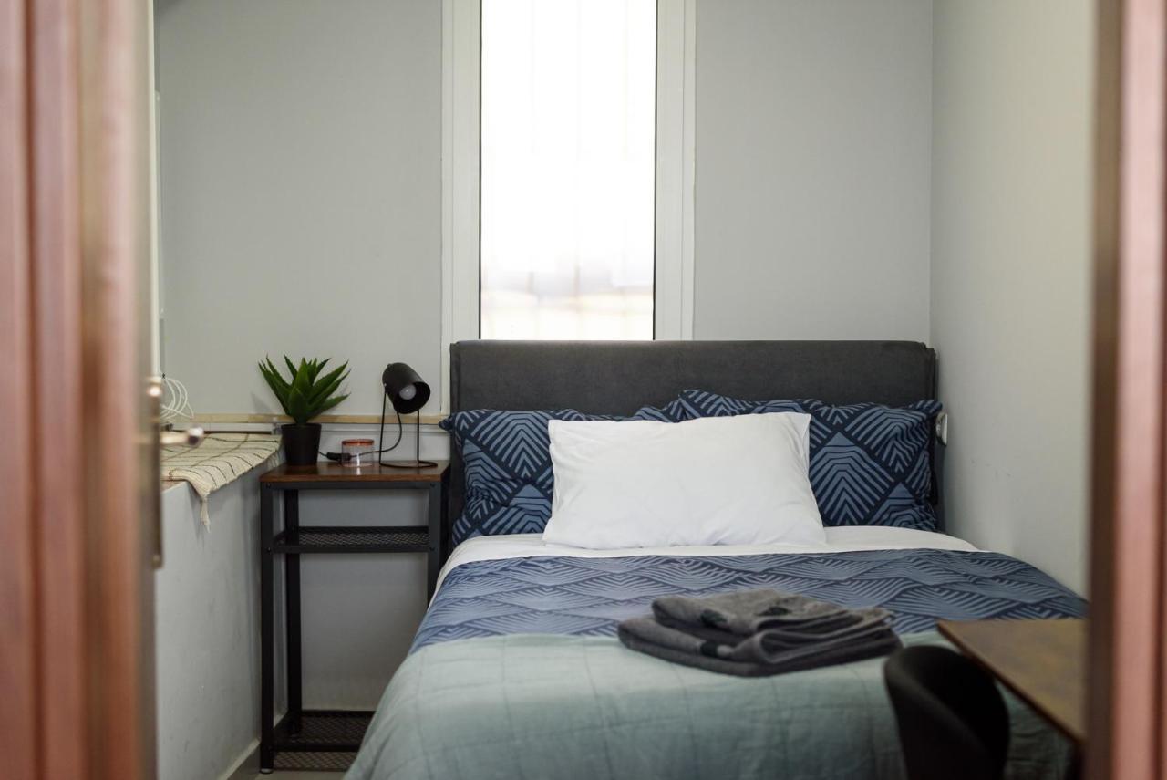 Patras' Hitech Apartment Extérieur photo